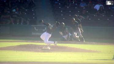 Abraham Parra's amazing catch