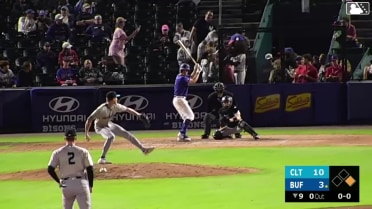 Jay Harry homers (1) on a fly ball to right center field. Carlos Mendoza scores.