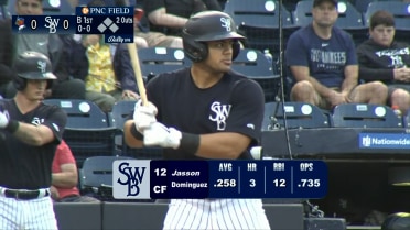 Jasson Domínguez's three-hit game