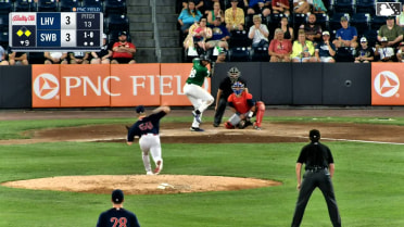 Seth Johnson In play, run(s) to Yanquiel Fernández