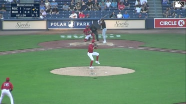Trey Lipscomb out on a sacrifice fly to right fielder Allan Castro. Seaver King scores.