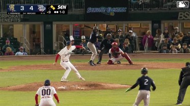 Michael Mercado In play, run(s) to Yanquiel Fernández