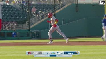 Joshua Báez launches his 12th homer of the season 
