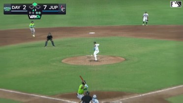 Juan De La Cruz In play, run(s) to Anthuan Valencia