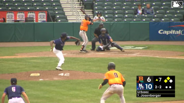 Geison Urbaez In play, run(s) to Tavian Josenberger