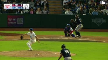 Jhonny Pereda singles on a sharp line drive to left fielder Ryan Ward. Brennen Davis scores.