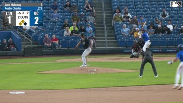 Austin Charles doubles (7) on a sharp line drive to left fielder Devin Taylor. Asbel Gonzalez scores. Blake Mitchell scores.