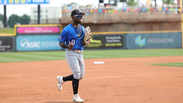 Clutch Hitting, Elite Defense Lead Shuckers to Comeback Win