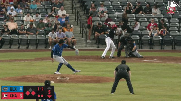 Edwin Jimenez Ball to Yerlin Confidan