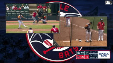 Dominic Fletcher triples (1) on a sharp line drive to right fielder Héctor Rodríguez. Enmanuel Valdez scores. Davis Wendzel scores.