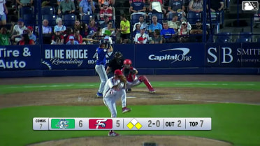 Conner Capel singles on a sharp line drive to right fielder Raylin Heredia. Roc Riggio scores. Andy Perez to 2nd.