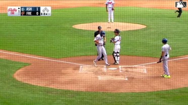 Xavier Neyens' solo home run