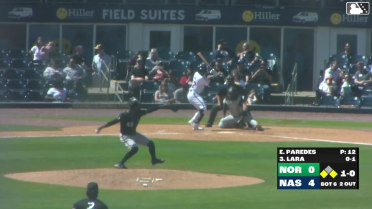 Enoli Paredes In play, run(s) to Luis Lara