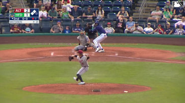 Dyan Jorge singles on a sharp line drive to right fielder Lonnie White Jr. Jimmy Obertop scores. Jose Torres to 3rd.