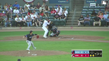 Hunter Fitz-Gerald homers (2) on a fly ball to right center field.