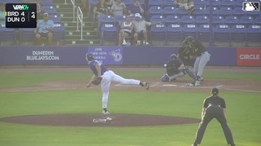 Jhostynxon Garcia's two-run homer