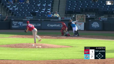 Oswald Peraza belts a solo homer to left 