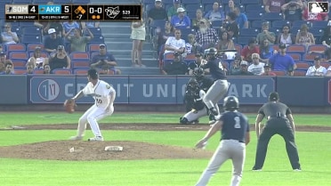 Roderick Arias triples (1) on a sharp line drive to center fielder Aaron Walton. Jace Avina scores. Coby Morales scores.