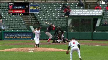 Seth Shuman In play, run(s) to Allan Castro