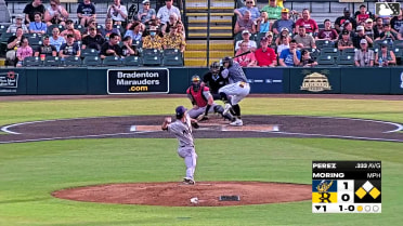 Reed Moring In play, run(s) to Edgleen Perez