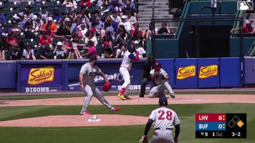 Jonatan Clase challenged (pitch result), call on the field was confirmed: Jonatan Clase called out on strikes and Carlos Mendoza caught stealing 2nd, catcher Paul McIntosh to shortstop Dylan Moore to catcher Paul McIntosh.