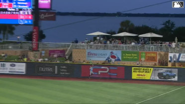 Mason Auer's leaping catch