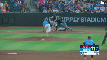 Luis Castillo out on a sacrifice fly to right fielder Wilfredo Lara. Daniel Dickinson scores.