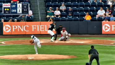 Casey Lawrence In play, run(s) to Oswaldo Cabrera