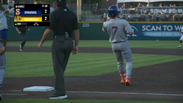 Jett Williams collects three hits