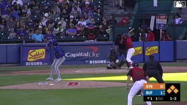 Zach Thornton In play, run(s) to Jonatan Clase