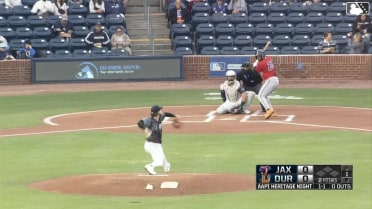 Deyvison De Los Santos homers (4) on a line drive to left center field.