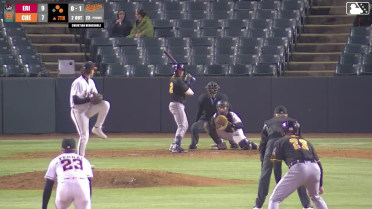 Aaron Antonini homers (1) on a fly ball to right center field. Chris Meyers scores. Justice Bigbie scores.