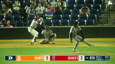 Melvin Pineda Ball to Lucas Ramirez