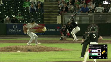 Christian Encarnacion-Strand singles on a sharp line drive to right fielder Colton Ledbetter. Maikol Hernández scores. Jud Fabian to 3rd. José Barrero to 2nd.