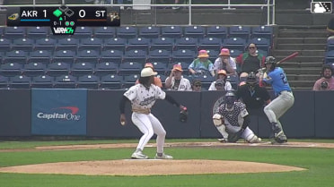 Danis Correa Ball to Dean Curley