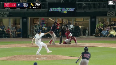 Ryan Cusick In play, run(s) to Allan Castro