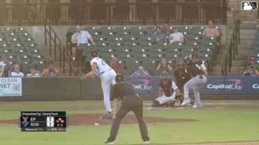 Marcos Castañon homers (11) on a fly ball to left center field. Carlos Rodríguez scores. Pablo Reyes scores.