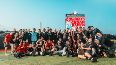 Playoff Bound Again! Kernels Sweep Doubleheader in Beloit, Win First Half Title