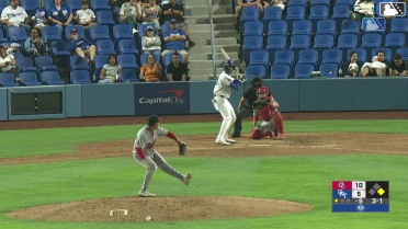 Oswaldo Osorio homers (12) on a fly ball to right center field. Joendry Vargas scores.