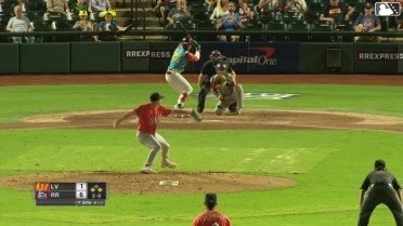 Aaron Zavala out on a sacrifice fly to left fielder Max Muncy. John Taylor scores.