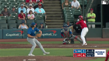 Michael Chavis hits a grand slam (12) to left center field. TJ Friedl scores. Héctor Rodríguez scores. Michael Toglia scores.