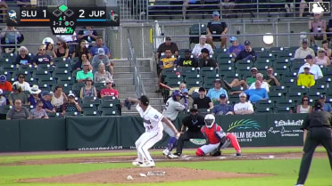 Dameivi Tineo In play, run(s) to Jeremy Rodriguez