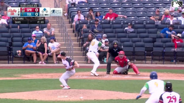 Joe Vetrano doubles (4) on a sharp line drive to left fielder Travis Honeyman. Chris Newell scores.