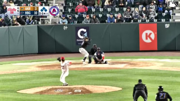 Wuilfredo Antunez walks. Angel Genao scores. Ralphy Velazquez to 3rd. Alfonsin Rosario to 2nd.