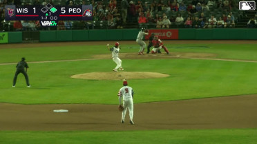 Gerardo Salas In play, run(s) to Luis Castillo