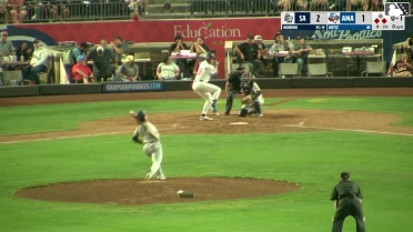Johan Moreno Ball to Ben McLaughlin