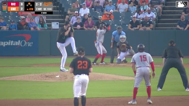 Charlie Szykowny singles on a line drive to right fielder Thomas Sosa. Dayson Croes scores. Charlie Szykowny to 2nd.