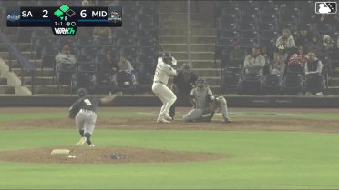 Sadrac Franco Ball to Shane McGuire