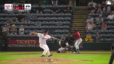 E.J. Exposito singles on a line drive to center fielder Will Taylor. Thayron Liranzo scores. Peyton Graham to 3rd.