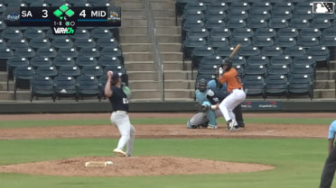 Casey Yamauchi homers (3) on a line drive to left center field. Colby Halter scores. Bobby Boser scores.